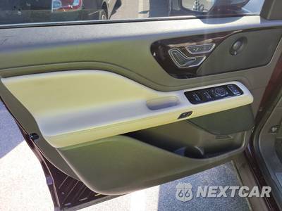 2021 Lincoln Aviator Reserve - zdjęcie 9 z 30 - miniatura