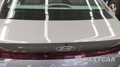 2025 Hyundai Elantra SEL Convenience - zdjęcie 30 z 31 - miniatura