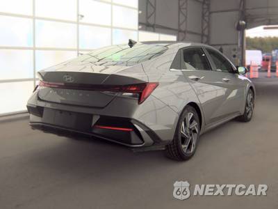 2025 Hyundai Elantra SEL Convenience - zdjęcie 4 z 31 - miniatura