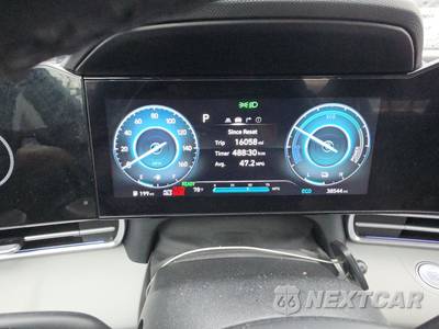 2025 Hyundai Elantra Hybrid Limited - zdjęcie 12 z 25 - miniatura