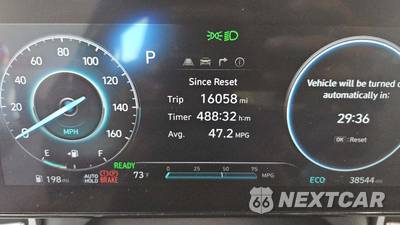 2025 Hyundai Elantra Hybrid Limited - zdjęcie 17 z 25 - miniatura
