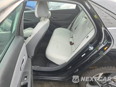 2025 Hyundai Elantra Hybrid Limited - zdjęcie 13 z 25 - miniatura