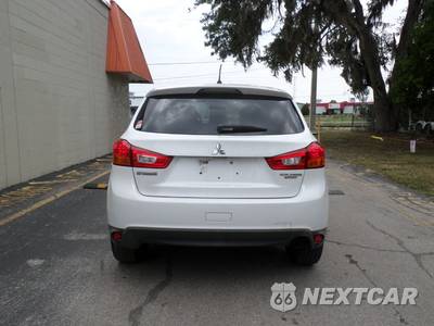 2014 Mitsubishi Outlander Sport ES - zdjęcie 5 z 23 - miniatura