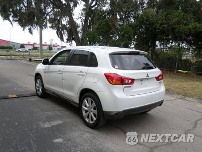2014 Mitsubishi Outlander Sport ES - zdjęcie 4 z 23 - miniatura