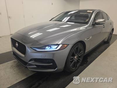 2020 Jaguar XE S - zdjęcie 1 z 39 - miniatura