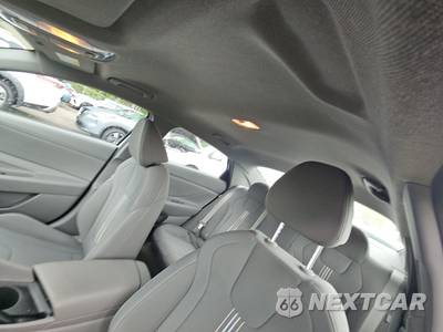 2024 Hyundai Elantra SEL - zdjęcie 22 z 33 - miniatura
