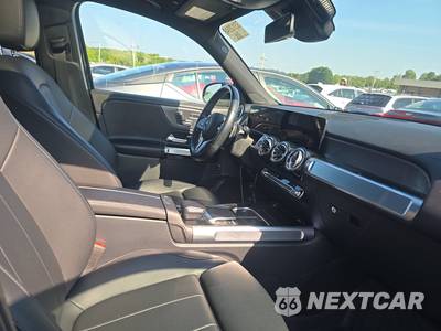 2022 Mercedes-Benz GLB 250 4MATIC - zdjęcie 8 z 38 - miniatura