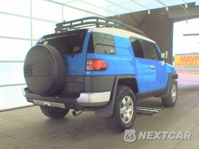 2008 Toyota FJ Cruiser w/Rear Doors - zdjęcie 4 z 39 - miniatura