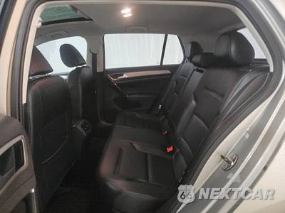 2016 Volkswagen Golf 1.8T SE Hatchback - zdjęcie 13 z 24 - miniatura