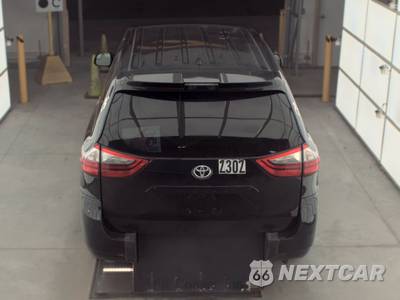 2020 Toyota Sienna L 7-Passenger 119.3" WB - zdjęcie 5 z 42 - miniatura