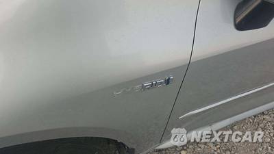 2020 Toyota Corolla Hybrid LE Sedan - zdjęcie 43 z 45 - miniatura