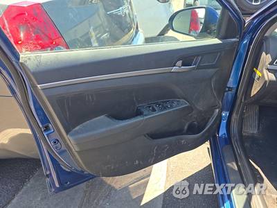 2017 Hyundai Elantra Value Edition Sedan - zdjęcie 9 z 53 - miniatura