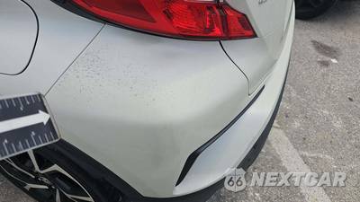 2018 Toyota C-HR XLE - zdjęcie 29 z 43 - miniatura