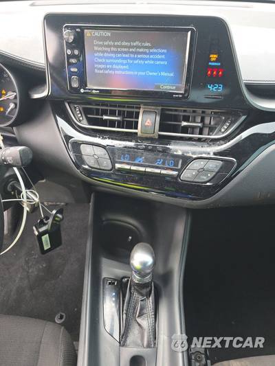2018 Toyota C-HR XLE - zdjęcie 11 z 43 - miniatura