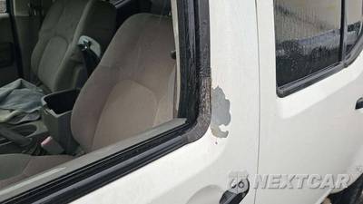 2007 Nissan Frontier SE Crew Cab Medium Bed - zdjęcie 22 z 25 - miniatura