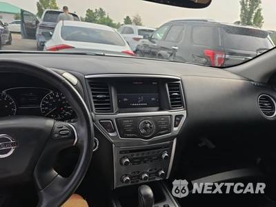 2017 Nissan Pathfinder SL - zdjęcie 14 z 21 - miniatura