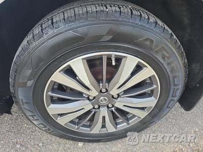 2017 Nissan Pathfinder SL - zdjęcie 11 z 21 - miniatura