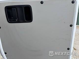 2018 Mercedes-Benz Metris Cargo Van 126.0" WB - zdjęcie 40 z 50 - miniatura