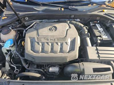 2018 Volkswagen Passat 2.0T SE - zdjęcie 15 z 37 - miniatura