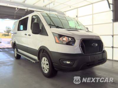 2025 Ford Transit 250 Cargo Van Low Roof 130.0" WB - zdjęcie 3 z 20 - miniatura