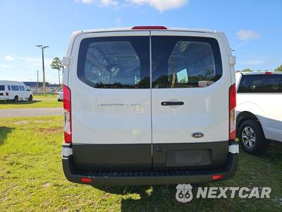 2025 Ford Transit 250 Cargo Van Low Roof 130.0" WB - zdjęcie 5 z 24 - miniatura