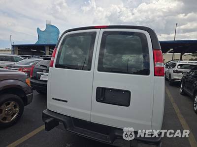 2025 Chevrolet Express 2500 Cargo Van 1WT 135.0" WB - zdjęcie 5 z 23 - miniatura