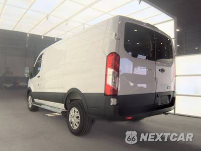 2025 Ford Transit 250 Cargo Van Low Roof 130.0" WB - zdjęcie 6 z 22 - miniatura