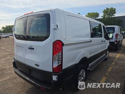 2025 Ford Transit 250 Cargo Van Low Roof 130.0" WB - zdjęcie 4 z 28 - miniatura