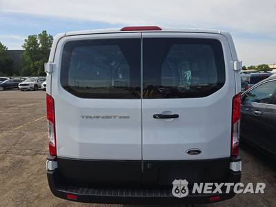 2025 Ford Transit 250 Cargo Van Low Roof 130.0" WB - zdjęcie 5 z 28 - miniatura
