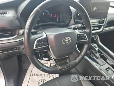 2025 Toyota Grand Highlander XLE - zdjęcie 10 z 18 - miniatura