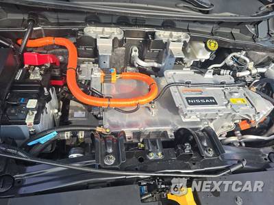 2024 Nissan Ariya PLATINUM+ e-4ORCE - zdjęcie 22 z 25 - miniatura