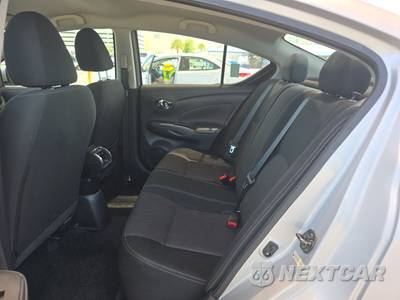 2019 Nissan Versa Sedan SV - zdjęcie 13 z 26 - miniatura
