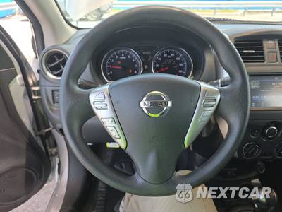 2019 Nissan Versa Sedan SV - zdjęcie 10 z 26 - miniatura