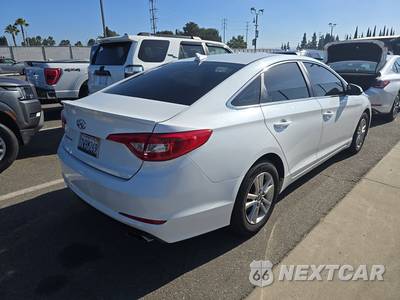 2016 Hyundai Sonata SE - zdjęcie 4 z 39 - miniatura