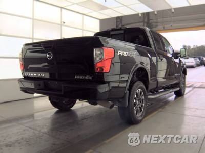 2019 Nissan TITAN XD PRO-4X Crew Cab Medium Bed - zdjęcie 5 z 26 - miniatura