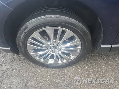 2023 Toyota Venza XLE - zdjęcie 8 z 22 - miniatura