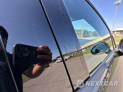 2023 Porsche Macan - zdjęcie 33 z 39 - miniatura