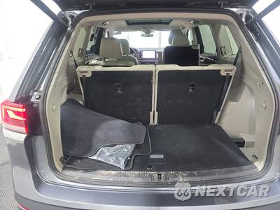 2024 Volkswagen Atlas 2.0T SEL Premium R-Line - zdjęcie 16 z 31 - miniatura