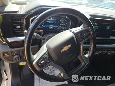 2025 Chevrolet Silverado 1500 LT Crew Cab Short Bed 1LT - zdjęcie 10 z 25 - miniatura