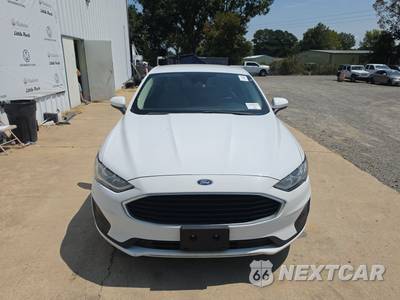 2020 Ford Fusion S - zdjęcie 2 z 30 - miniatura