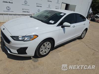 2020 Ford Fusion S - zdjęcie 1 z 30 - miniatura
