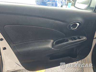 2019 Nissan Versa Sedan SV - zdjęcie 9 z 28 - miniatura