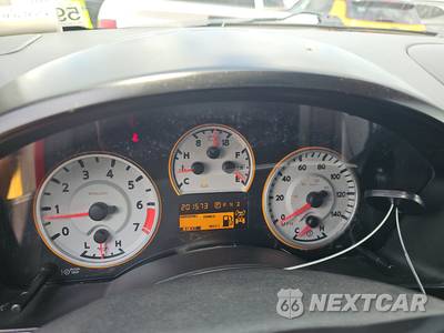 2012 Nissan TITAN PRO-4X Crew Cab Short Bed - zdjęcie 12 z 23 - miniatura
