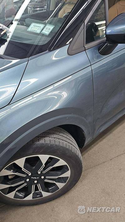 2023 Kia Carnival MPV EX 121.7" WB - zdjęcie 34 z 42 - miniatura