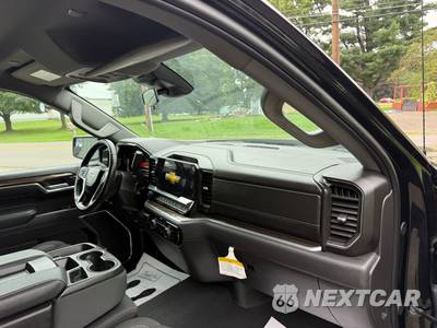 2025 Chevrolet Silverado 1500 LT Crew Cab Short Bed 1LT - zdjęcie 26 z 31 - miniatura