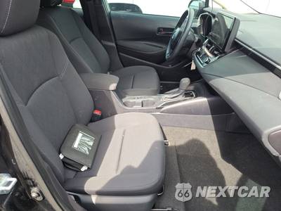 2026 Toyota Corolla LE Sedan - zdjęcie 8 z 27 - miniatura