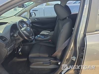 2014 Nissan LEAF S - zdjęcie 7 z 27 - miniatura