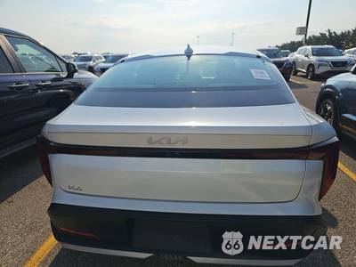 2025 Kia K4 EX - zdjęcie 5 z 26 - miniatura