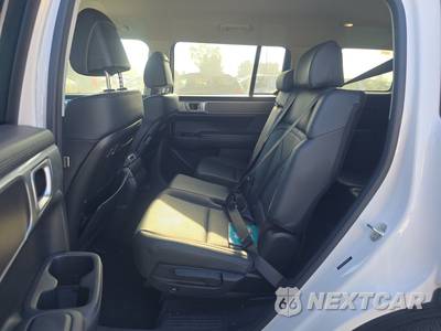 2025 Hyundai Santa Fe Hybrid SEL - zdjęcie 13 z 26 - miniatura