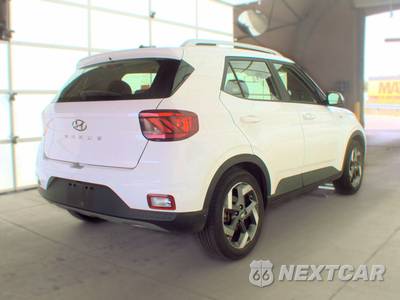 2025 Hyundai Venue SEL - zdjęcie 4 z 26 - miniatura